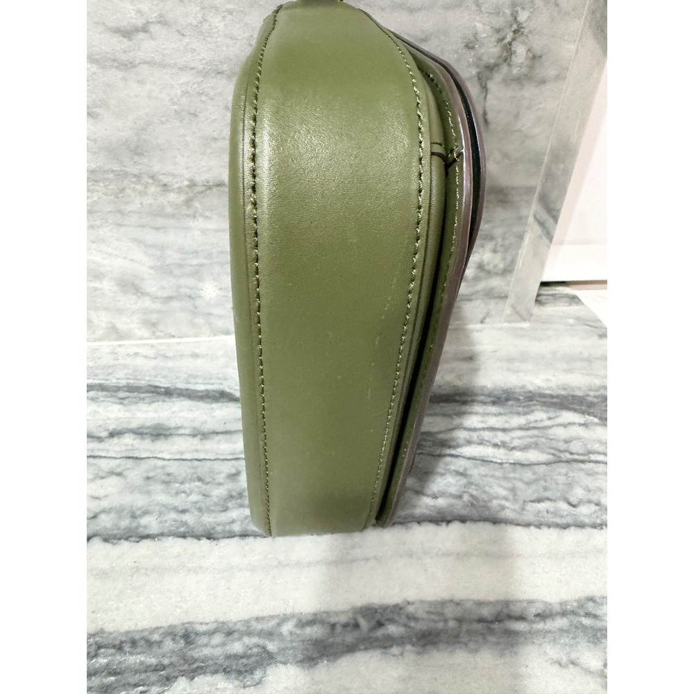 Kate Spade Leather Crossbody in Green‎ – Adjustable Strap, Classic Style - Picture 6 of 7